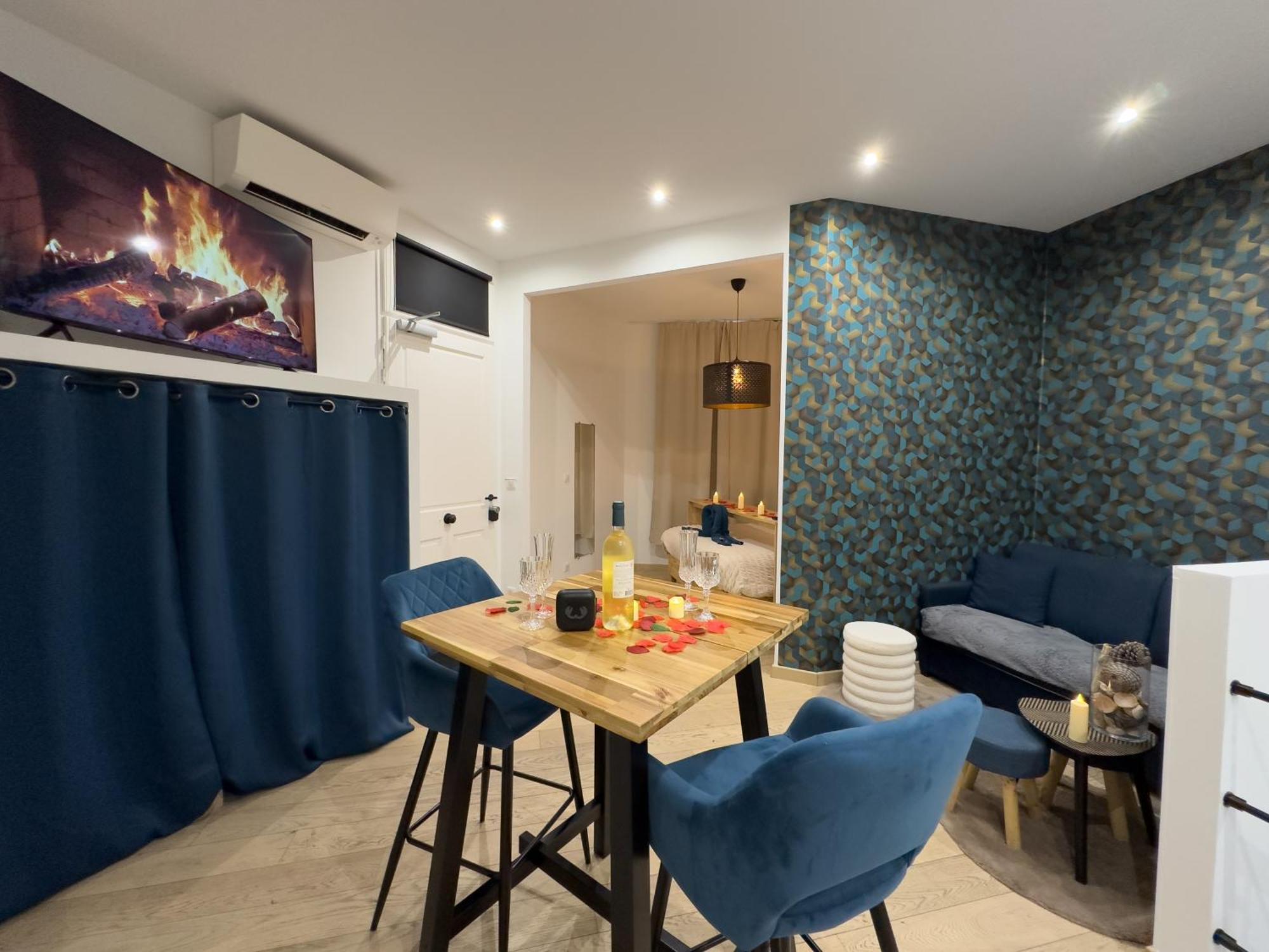 Mieuxqualhotel Jacuzzi Privatif La Parenthese Bordeaux Exterior photo